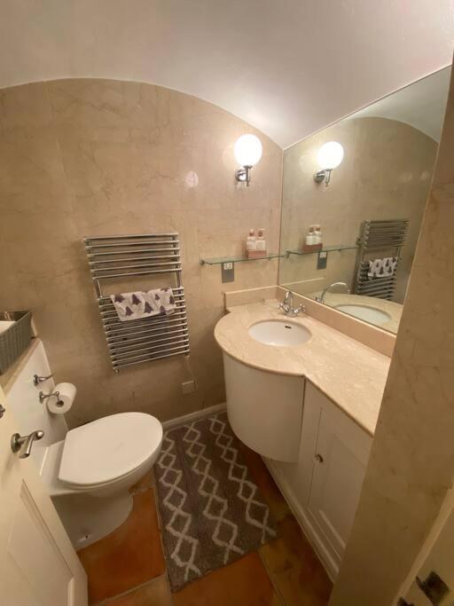 Spacious Flat In The Most Desirable Area Of Londres Exterior foto