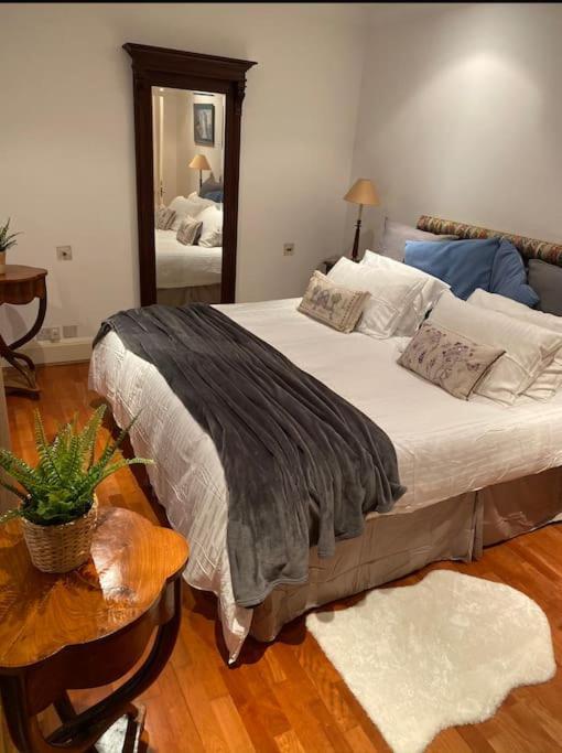 Spacious Flat In The Most Desirable Area Of Londres Exterior foto